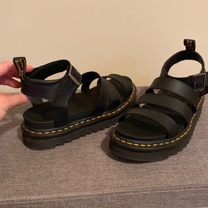 Dr. Martens never worn great condition!